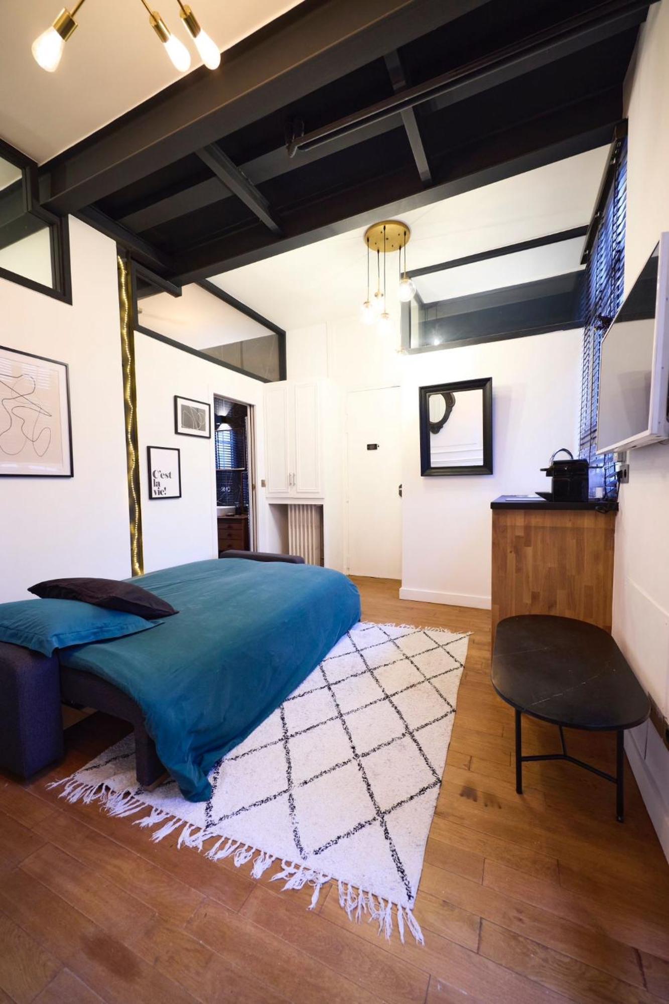 Un Studio Cosy Au Coeur De Paris 17 Batignolles , Monceau Bagian luar foto